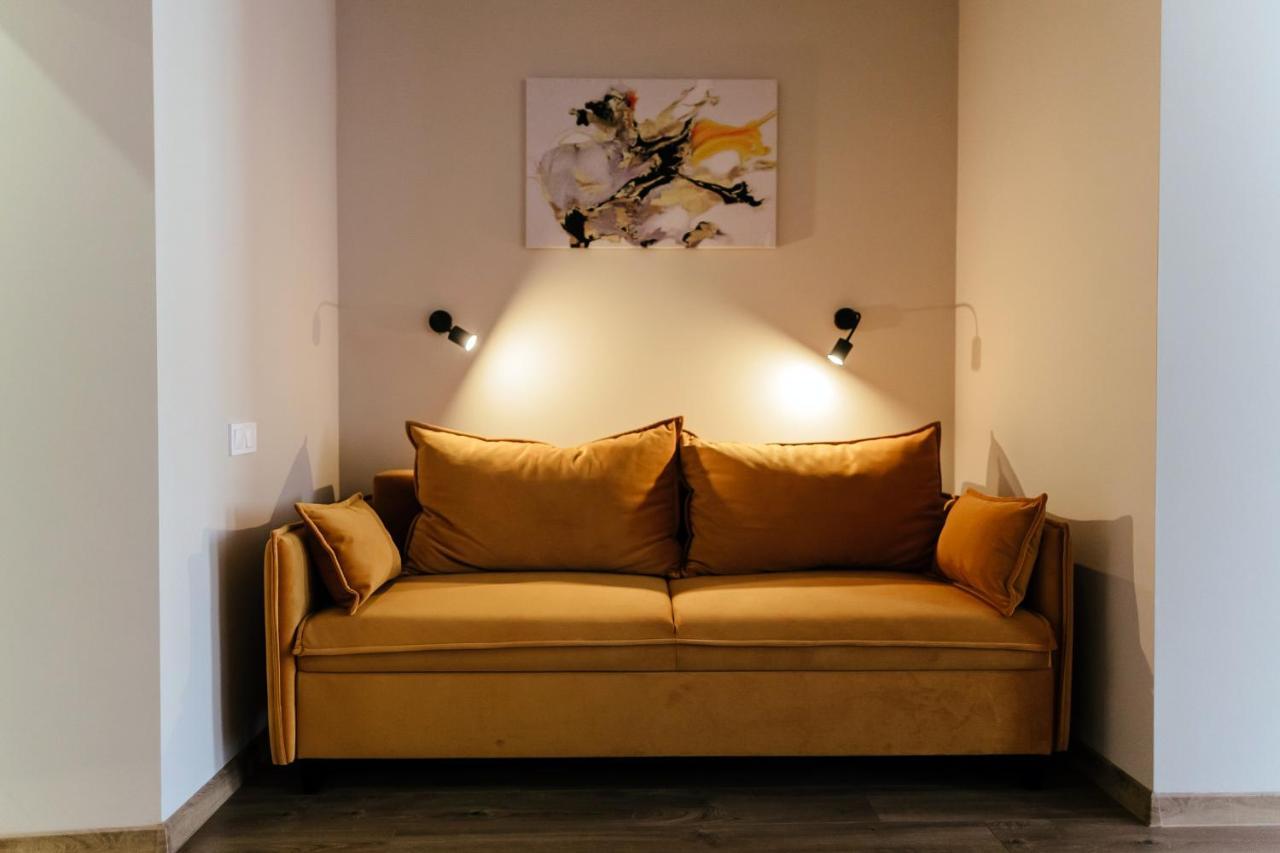 Апартаменты Lara Apartament 3 Львов Экстерьер фото